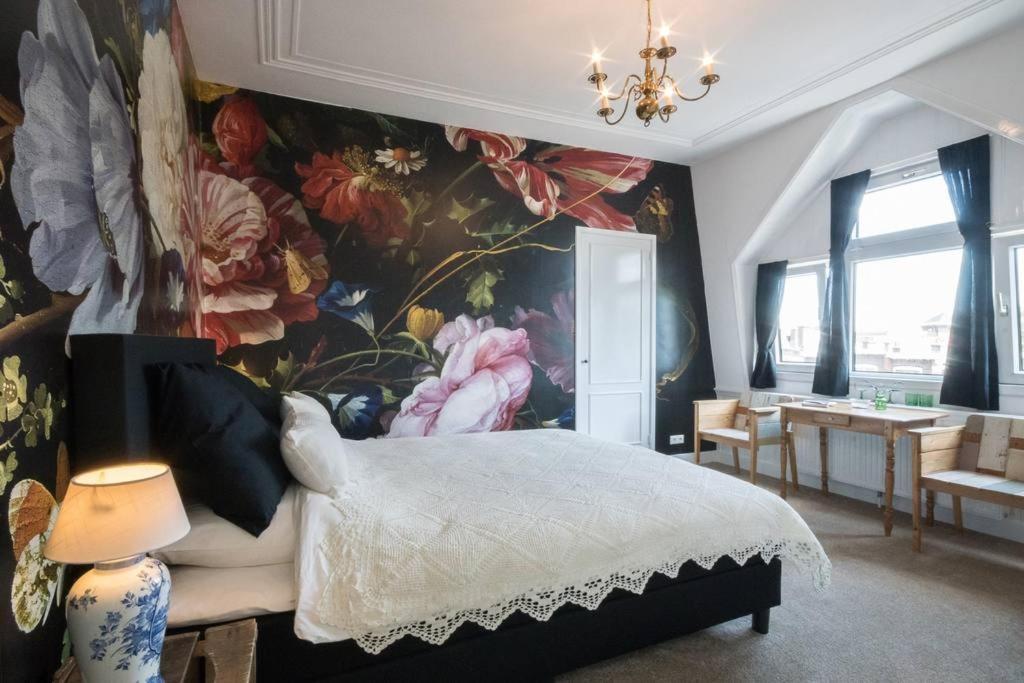 B&B Valkenbos デン・ハーグ エクステリア 写真